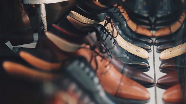What Are the Key Features to Look for in Ethical Handcrafted Shoes in the UK?